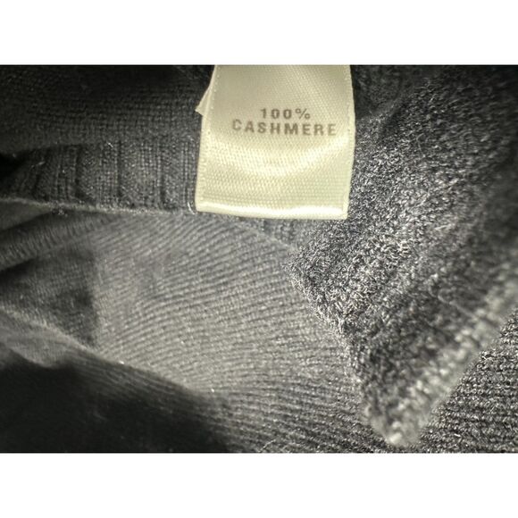 St. John Collection 100% Cashmere Black Turtleneck Sweater Women's Size Medium - Picture 2 of 5